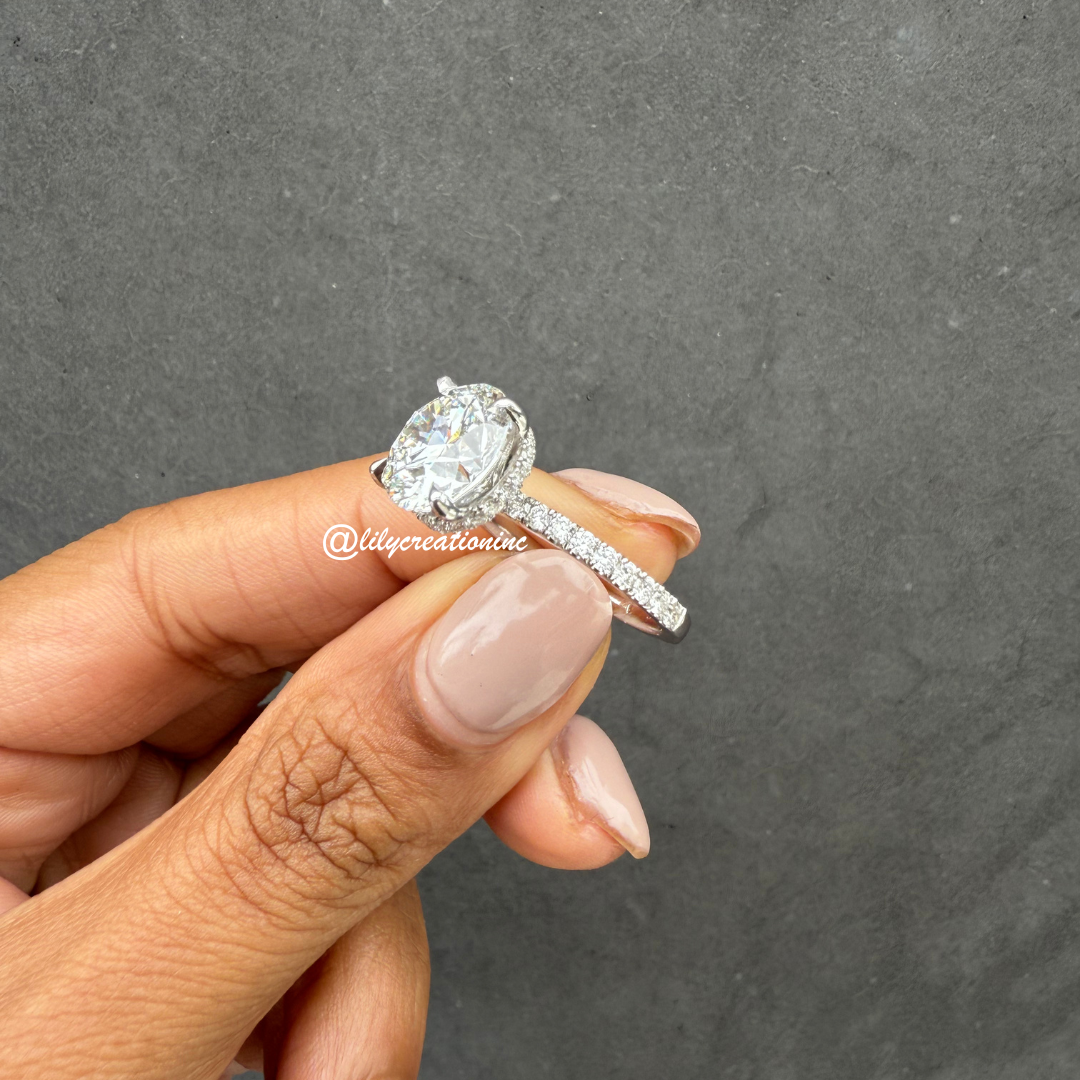 Round Diamond Engagement Ring With 1/2 Coverage Side Stones & Hidden Halo