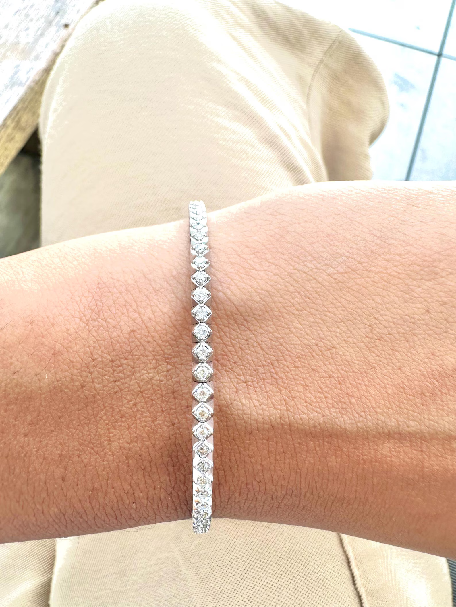 1 Carat Round Lab Grown Diamond Flexible Bangle in 14k Gold