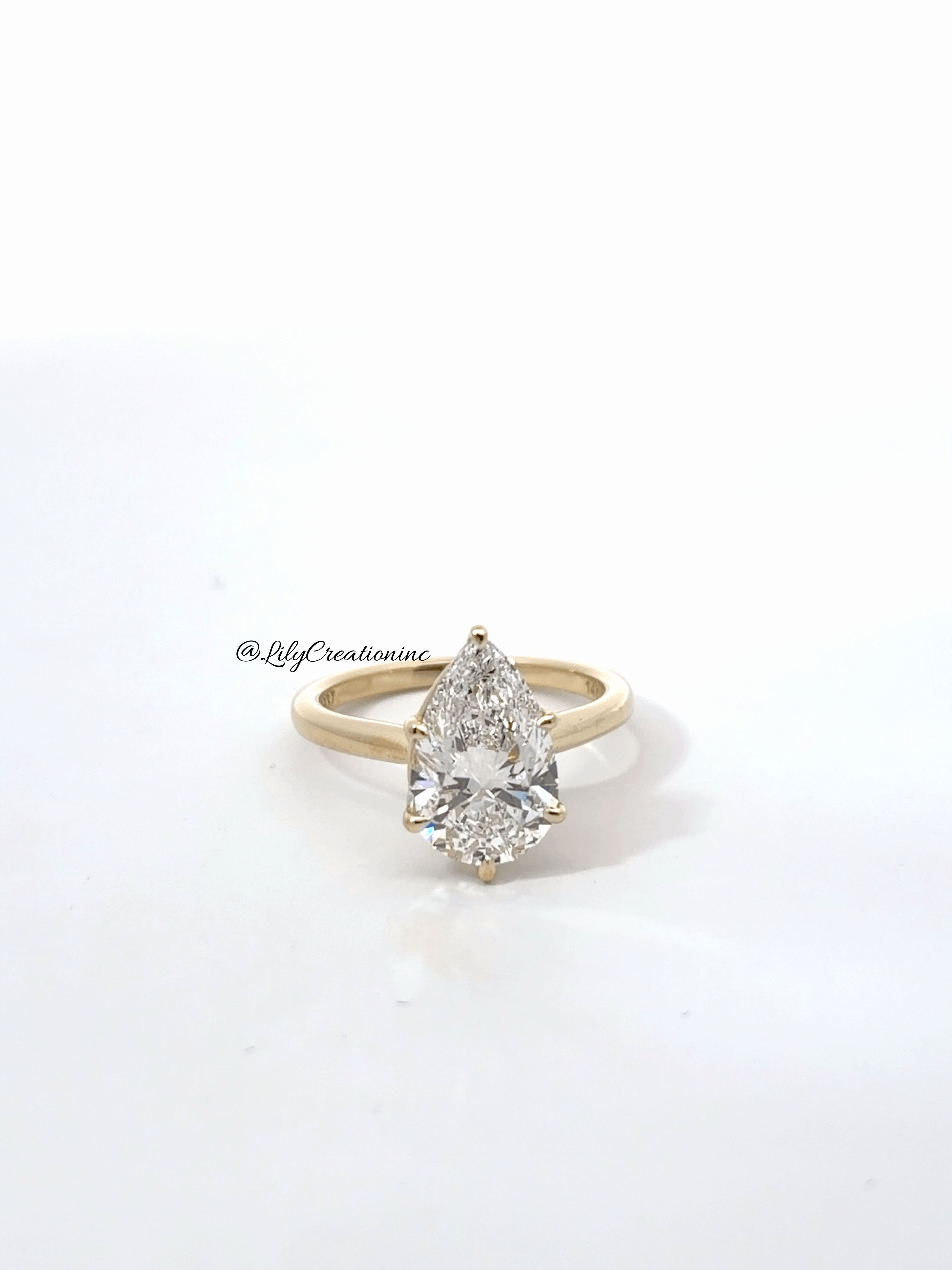 Classic Pear Cut Lab Grown Diamond Engagement Ring