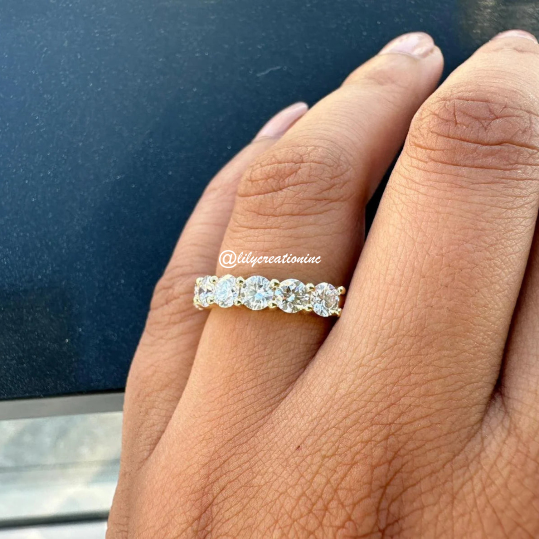 1.5 Carat 7 Stone Diamond Eternity Band