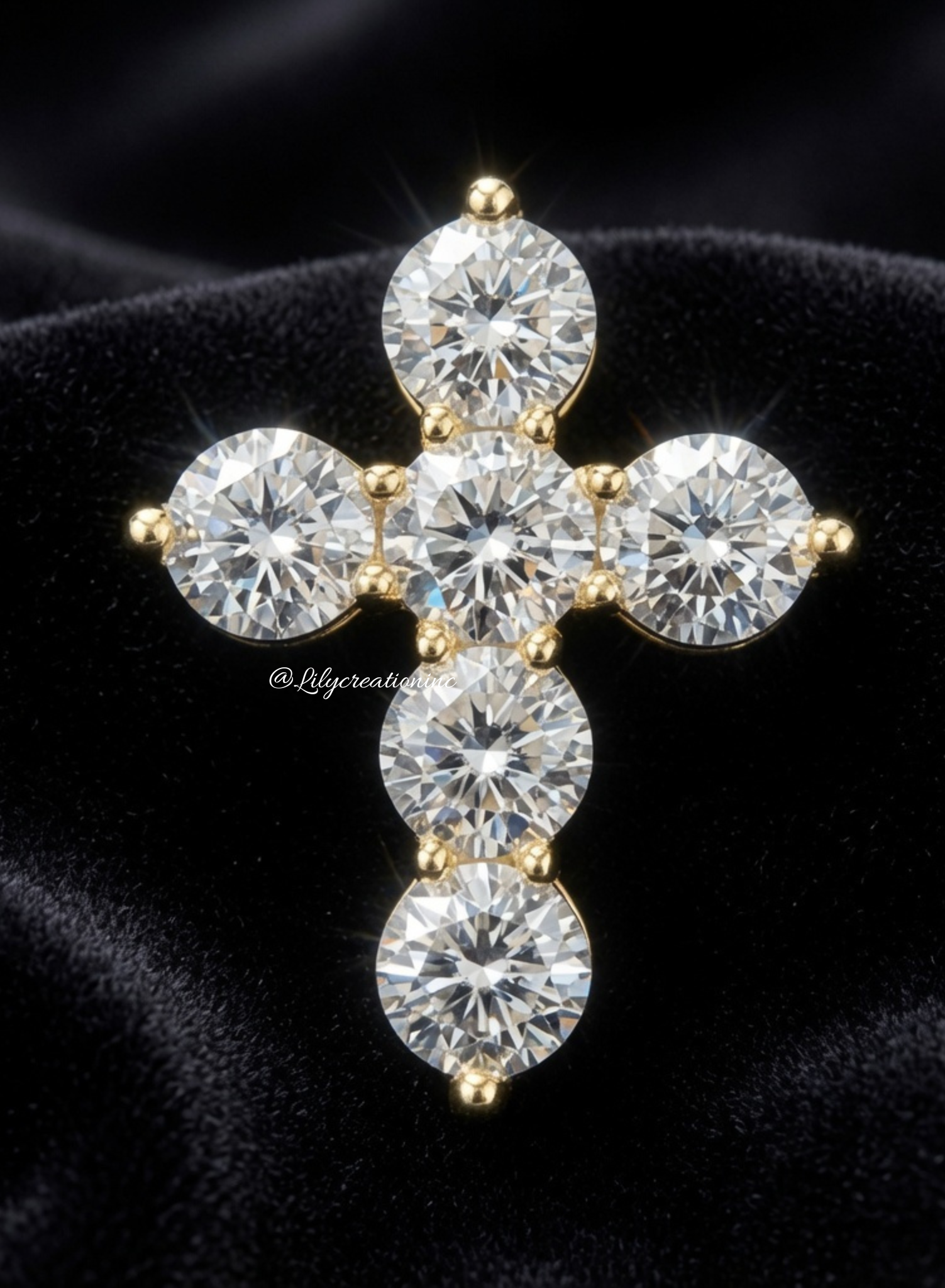 Round 6 Stones Lab Grown Diamond Cross Pendant