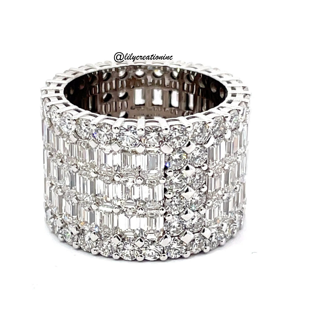 21.49 Carat 18mm Emerald & Round Cigar Diamond Eternity Band