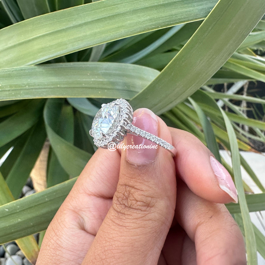 5 Ct Round Diamond Engagement Ring With Halo