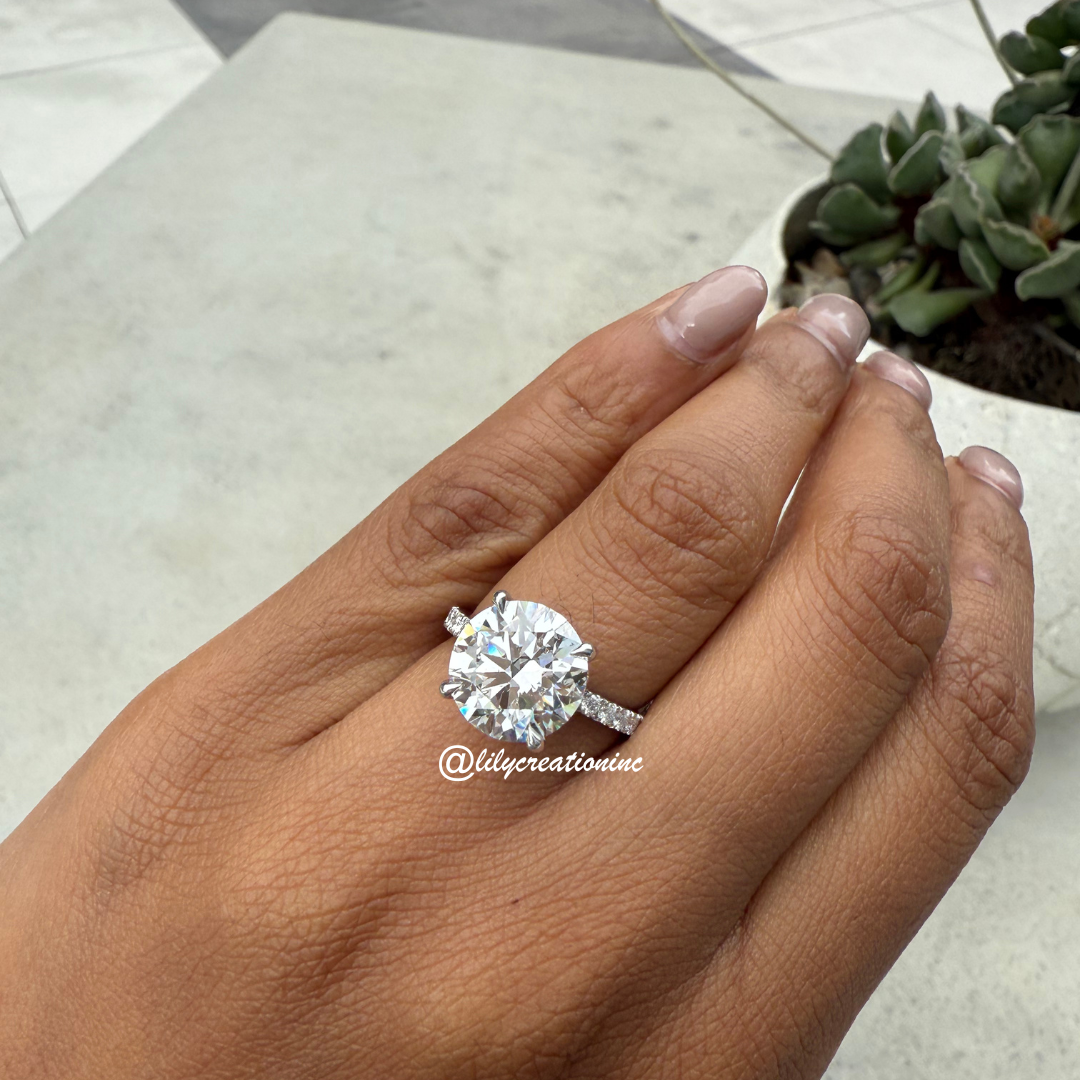 Round Diamond Engagement Ring With 1/2 Coverage Side Stones & Hidden Halo