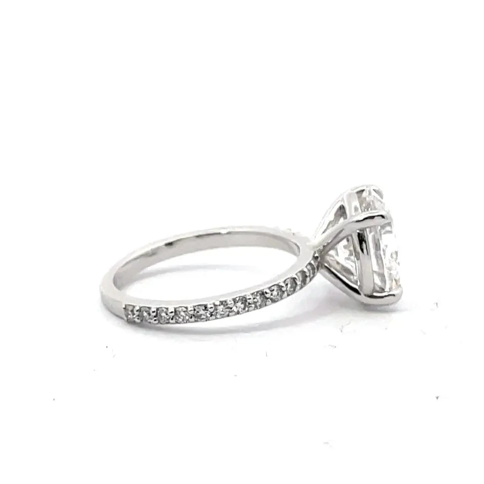 Round Solitaire Diamond Engagement Ring With 3/4 Coverage Side Stones