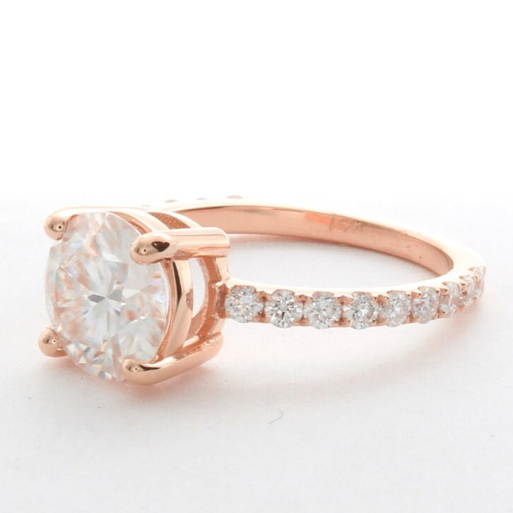 Round Solitaire Diamond Engagement Ring With 3/4 Coverage Side Stones