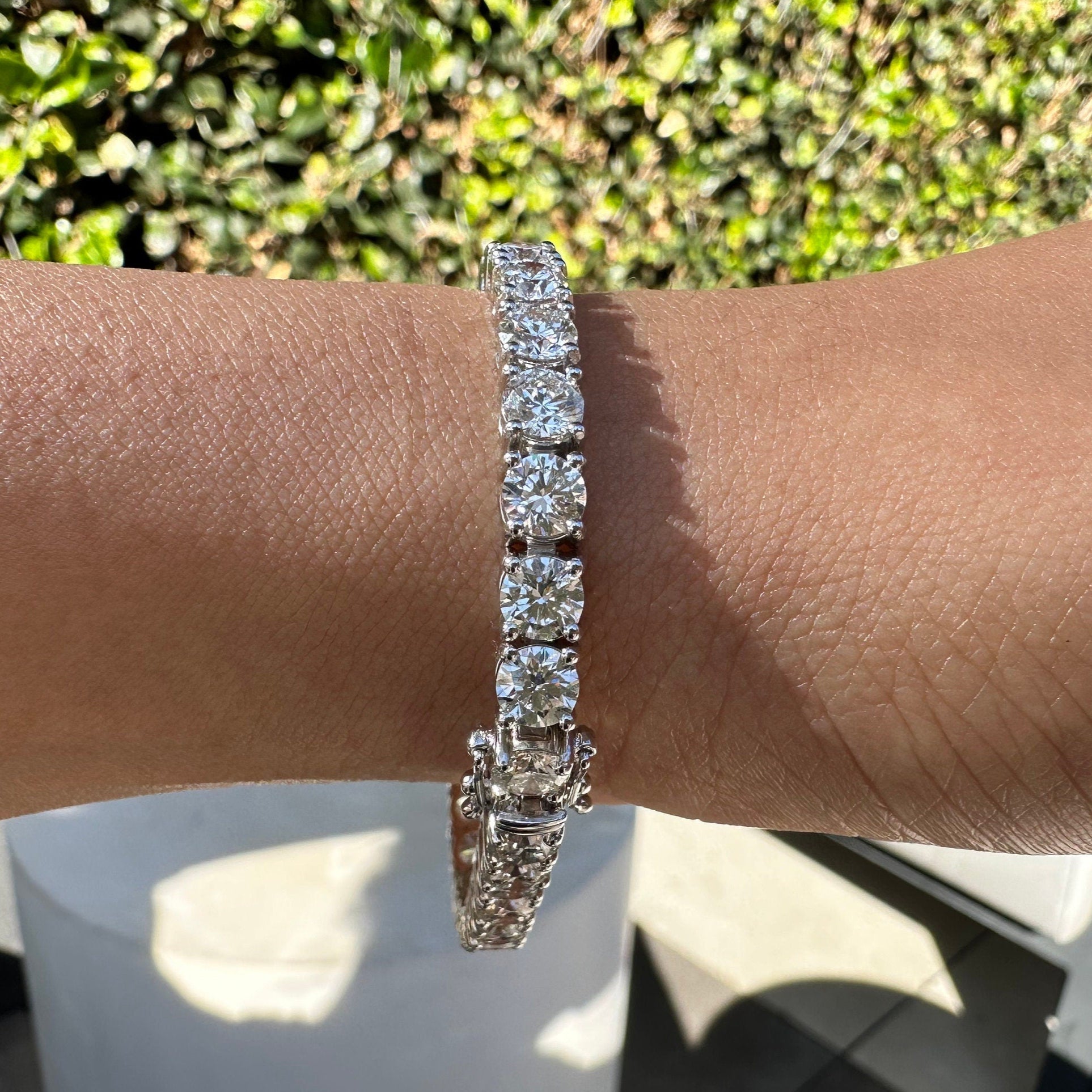 18 Carat Round Lab Grown Diamond Tennis Bracelet
