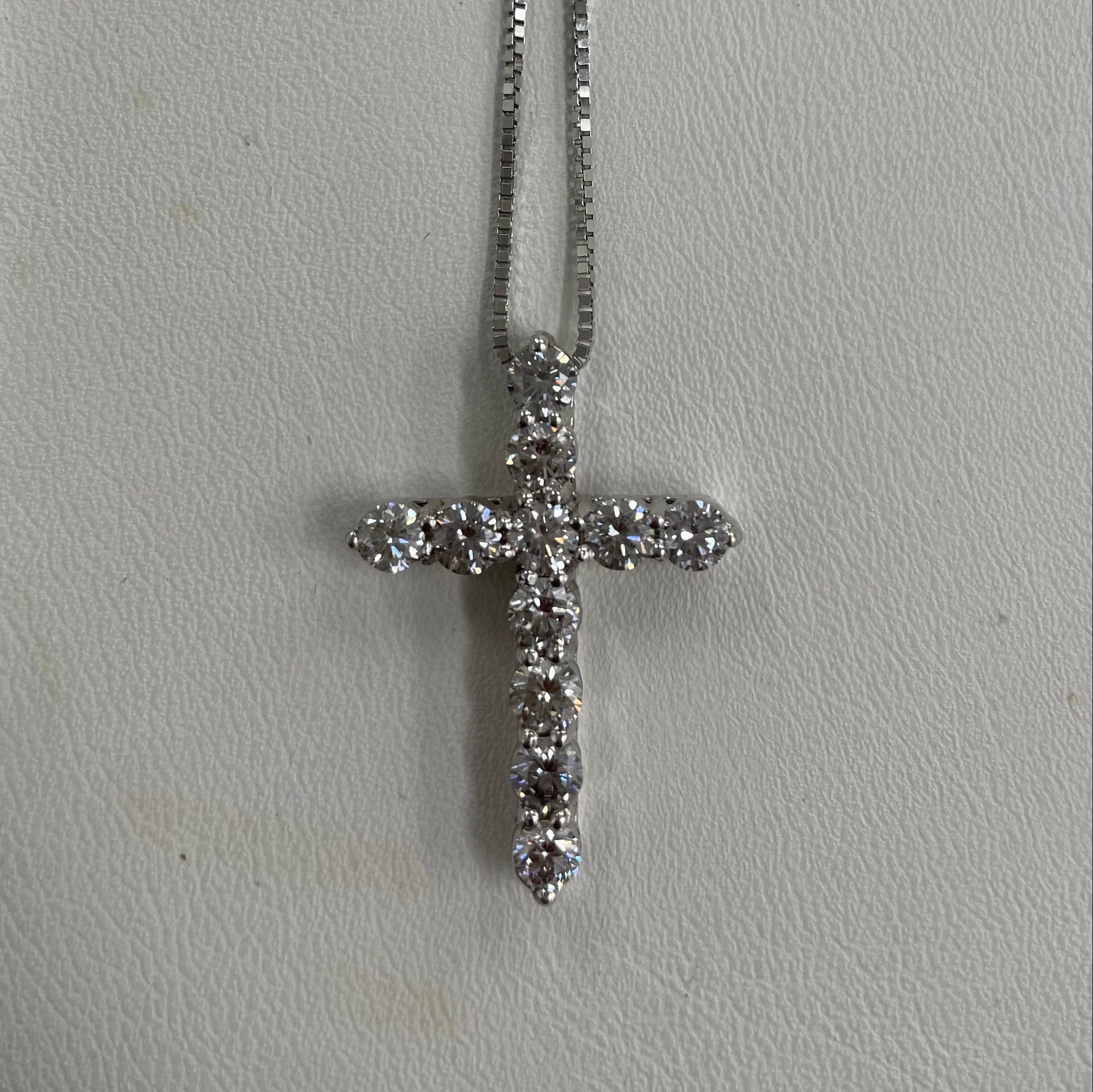 Lab Grown Diamond Cross Pendant