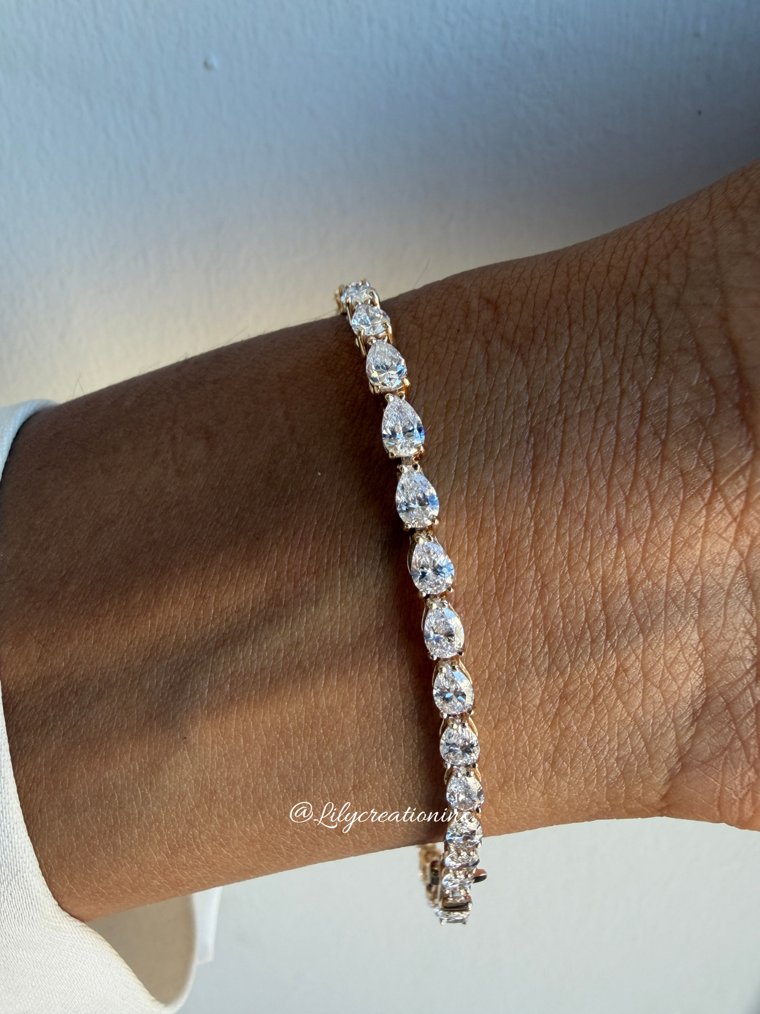 6.50 Carat Pear Cut North to South Diamond Tennis Bracelet