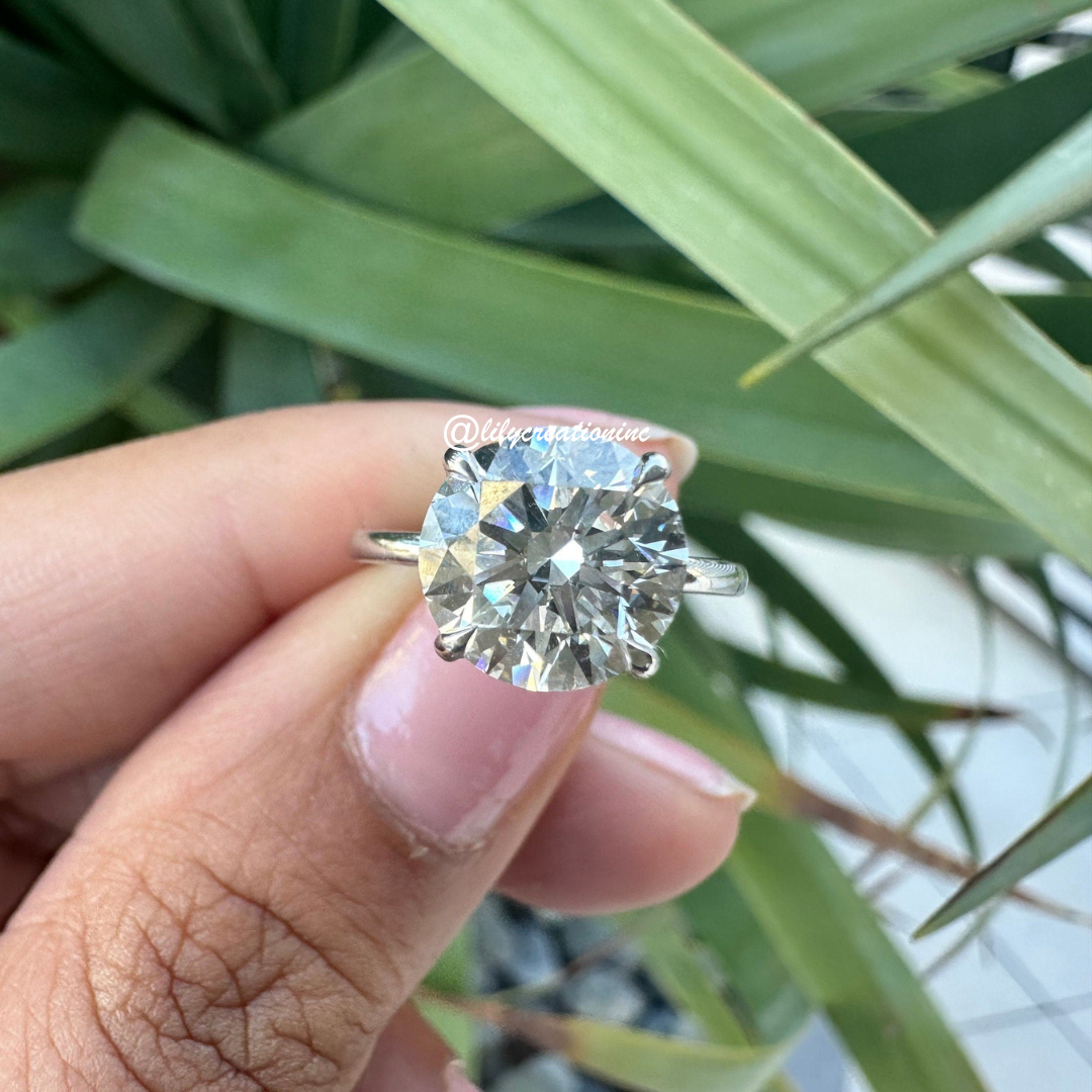 Round Petal Diamond Engagement Ring