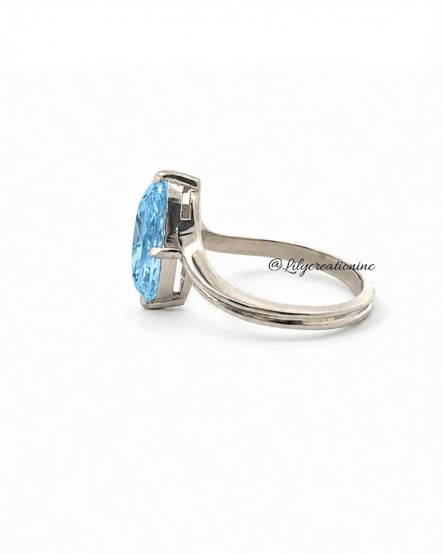 Blue Marquee V Shape Band Solitaire Diamond Engagement Ring