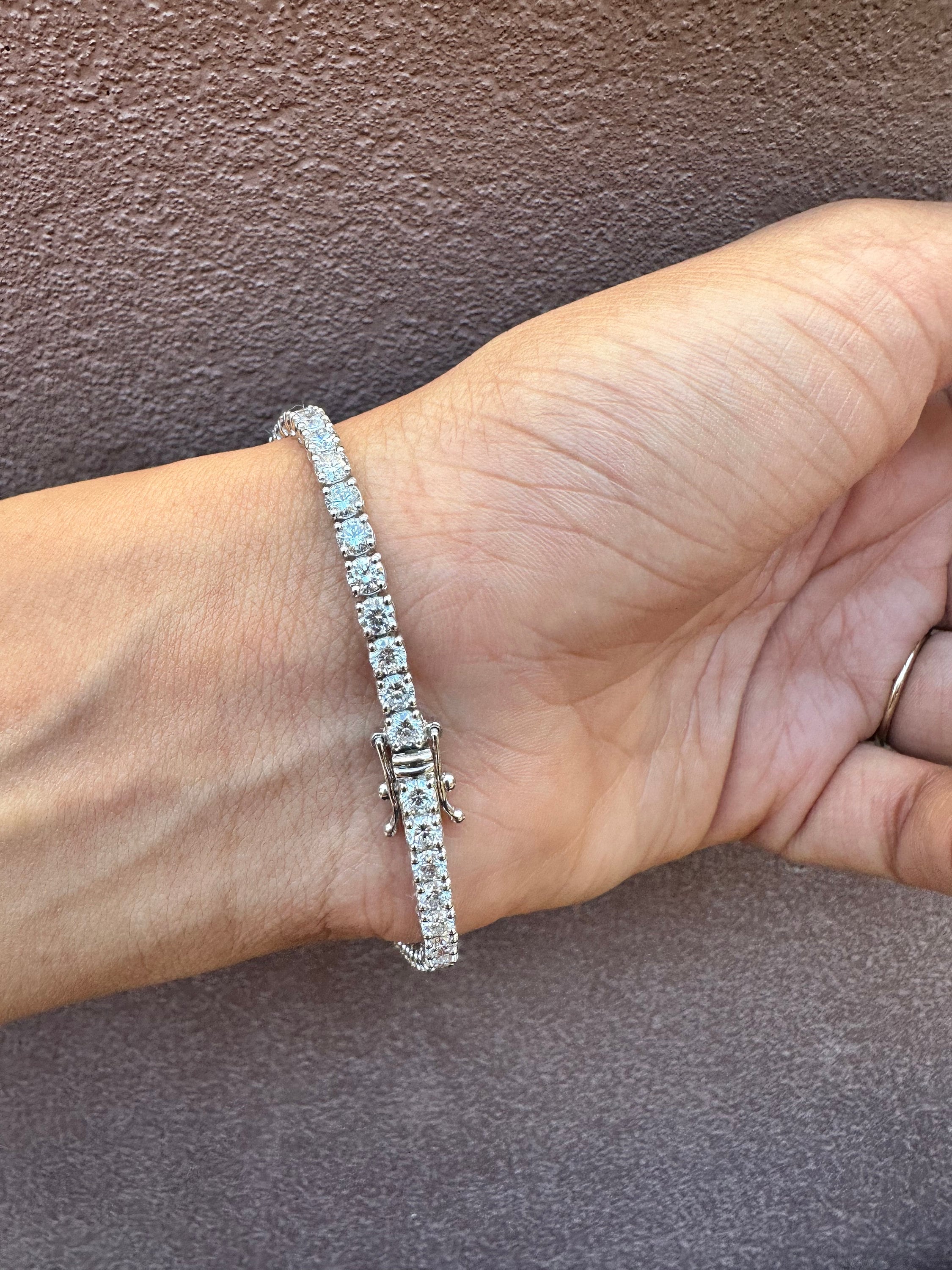 7 Carat 14K White Gold Diamond Tennis Bracelet