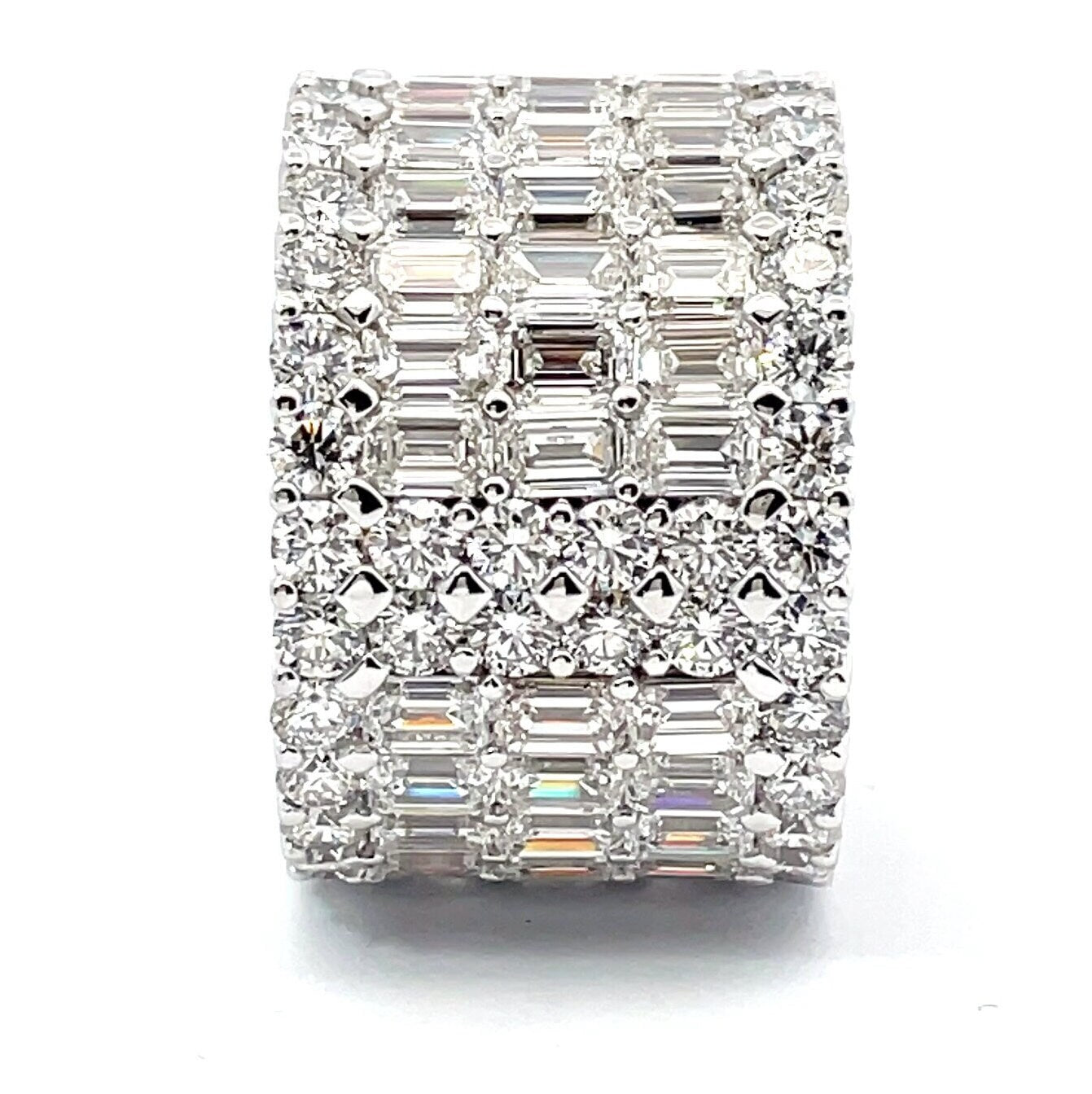 21.49 Carat 18mm Emerald & Round Cigar Diamond Eternity Band