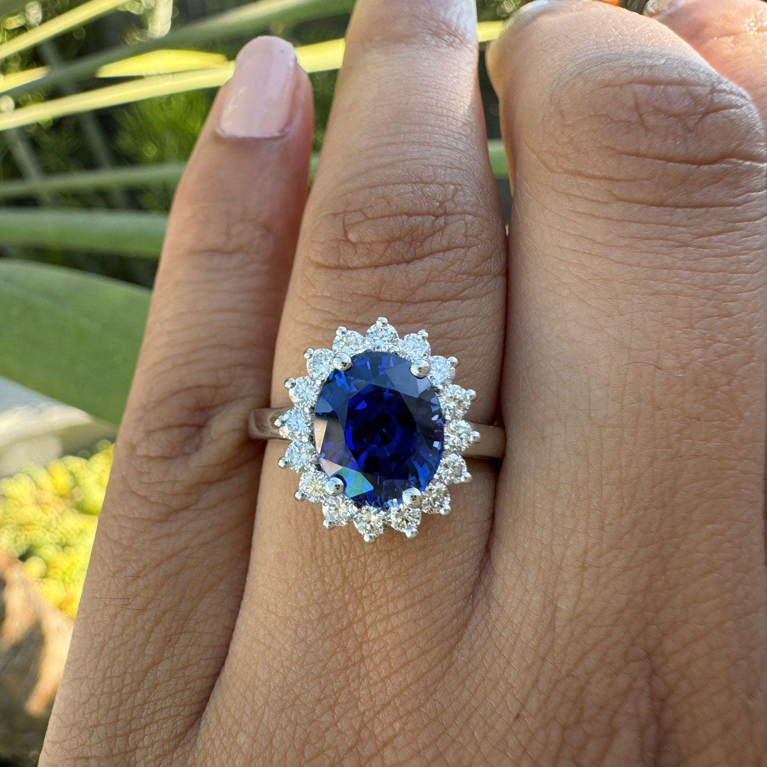 Oval Sapphire & Diamond Engagement Ring - 7 ct