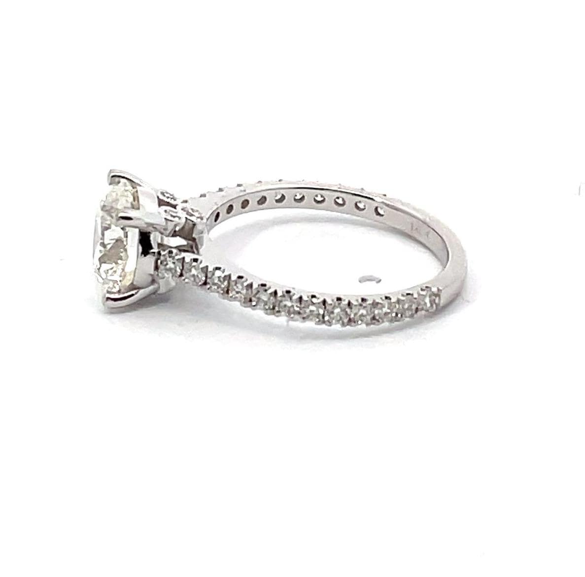 Round Lab Grown Diamond Engagement Ring